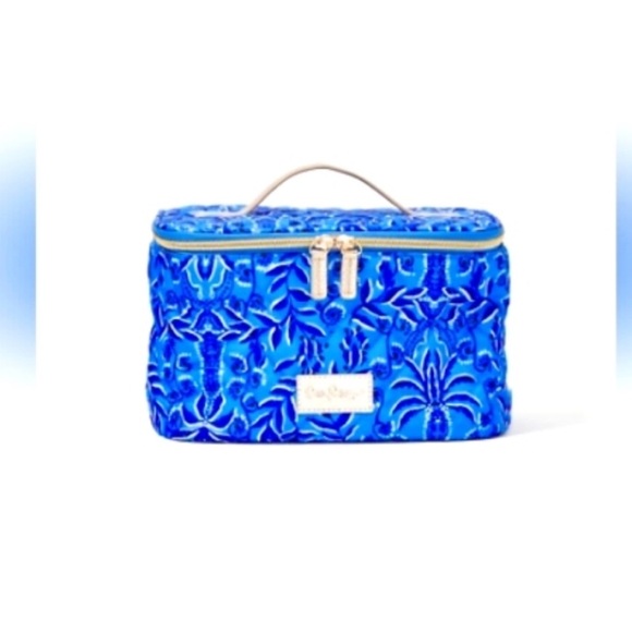 Lilly Pulitzer Handbags - Lilly Pulitzer Abaco blue have it both rays cosmetic bag nwt